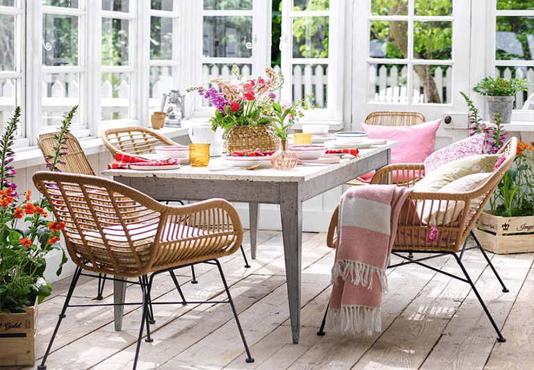 創(chuàng)建戶外植物花園座位區(qū)的5個(gè)技巧