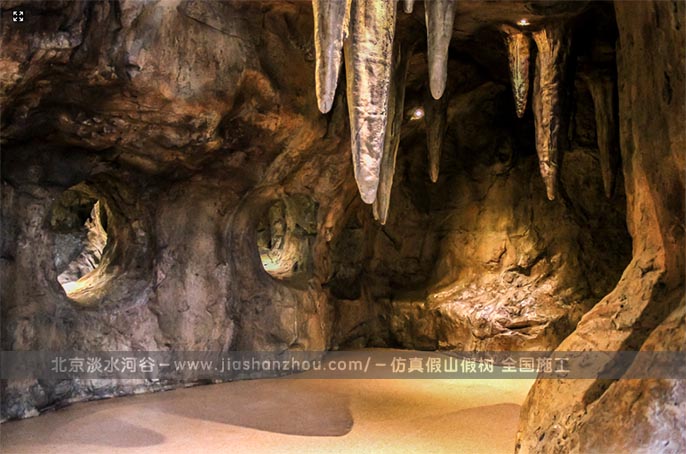 兒童樂園仿真山洞探險.jpg 兒童樂園仿真山洞探險