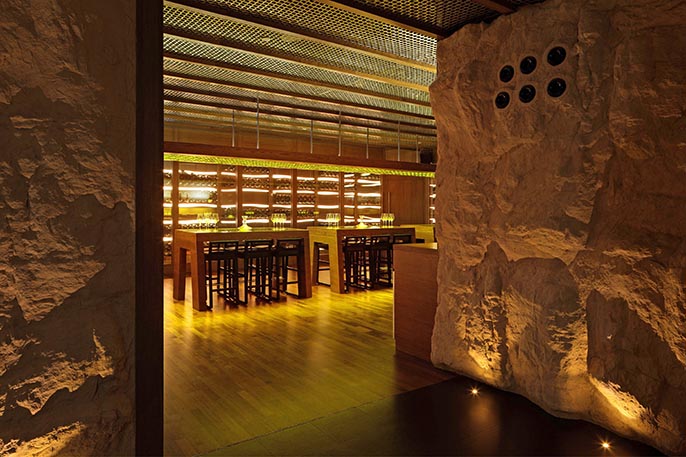 塑石假山.jpg 塑石假山