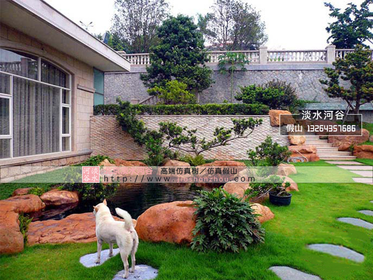 黃蠟石假山.jpg 黃蠟石假山