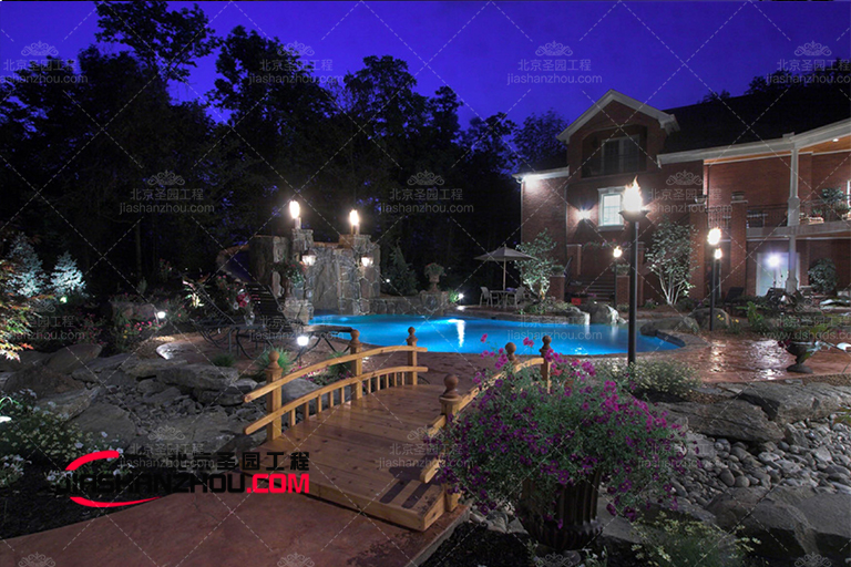 塑石假山.jpg 塑石假山