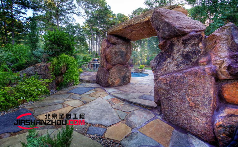 假山水池.jpg 假山水池