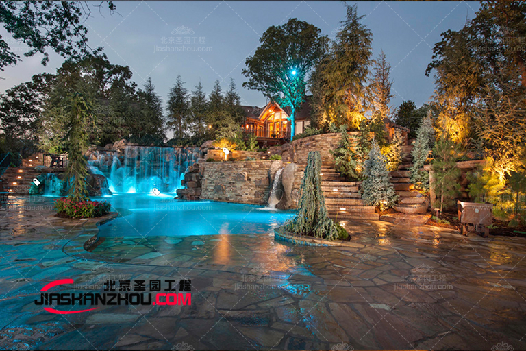 塑石假山.jpg 塑石假山