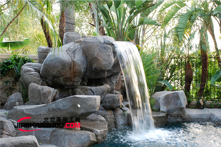 水泥假山.jpg 水泥假山.jpg